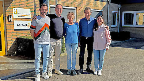 De uitbreiding werd officieel bekrachtigd door Koen Lafaut, in aanwezigheid van dochter Angela en zoon Maxim.