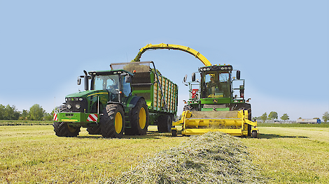 Eerste snede inkuilen met inkuilmiddel