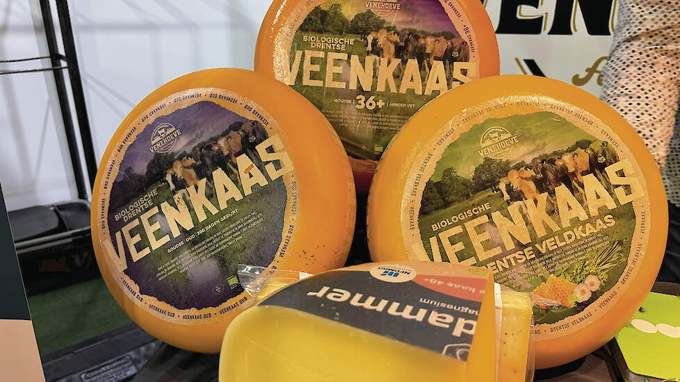 Kaas van biologisch melkveebedrijf De Venehoeve op de Biobeurs.