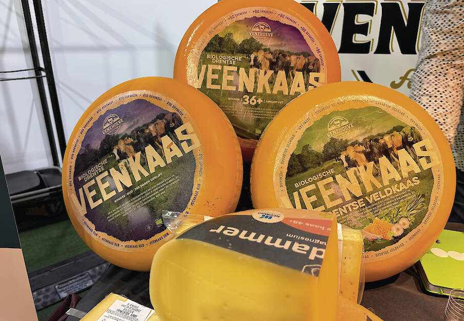 Kaas van biologisch melkveebedrijf De Venehoeve op de Biobeurs.