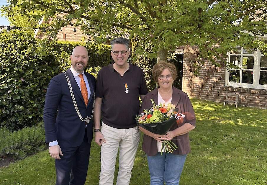 Burgemeester Ryan Palmen, Alex en Ingrid Janssen