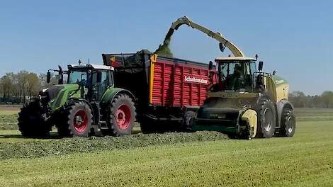 Nieuwe Krone BiGX 630 bij WTC de Kempen in Middelbeers