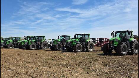 Introductie nieuwe Deutz Fahr 8-serie in Lauingen (DE) bij Deutz-Fahr Land