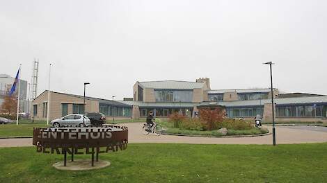 Het gemeentehuis van Berkelland in Borculo.