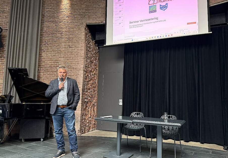 Dick Schieven tijdens het Bravo seminar in Lent