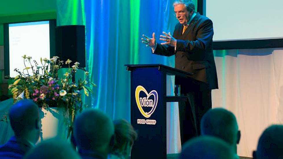 Cees Veerman, voorzitter van de werkgroep Agrarische Markten en oud-minister van Landbouw, donderdag 29 september in het Gelderse Groenlo tijdens het symposium ‘Voedingsketens van de toekomst’, dat was georganiseerd door Vion.