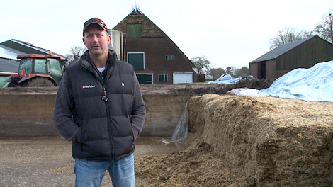 Henk Eggen uit Elsloo (FR) was van oorsprong akkerbouwer. 18 jaar geleden kwam hij op het bedrijf van zijn schoonouders terecht. Hij melkt daar tot op heden 80 koeien. Volgens Eggen teelt hij zijn maïs daarom akkerbouwmatig. Hij teelde zes hectare maïs wa